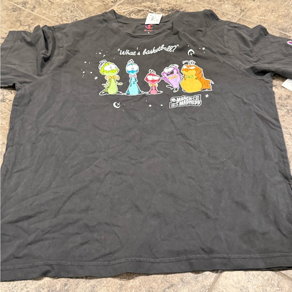 🍐Champion March Madness space jam shirt